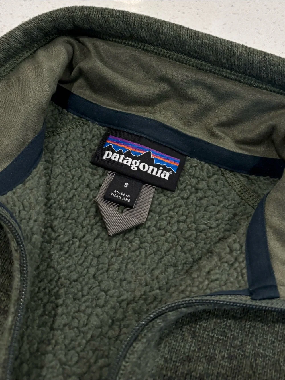 Patagonia Women’s Better Sweater - Picture 3 of 4